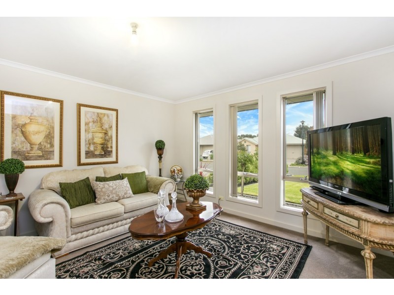 11 Lacy Coral Avenue, Aldinga Beach SA 5173