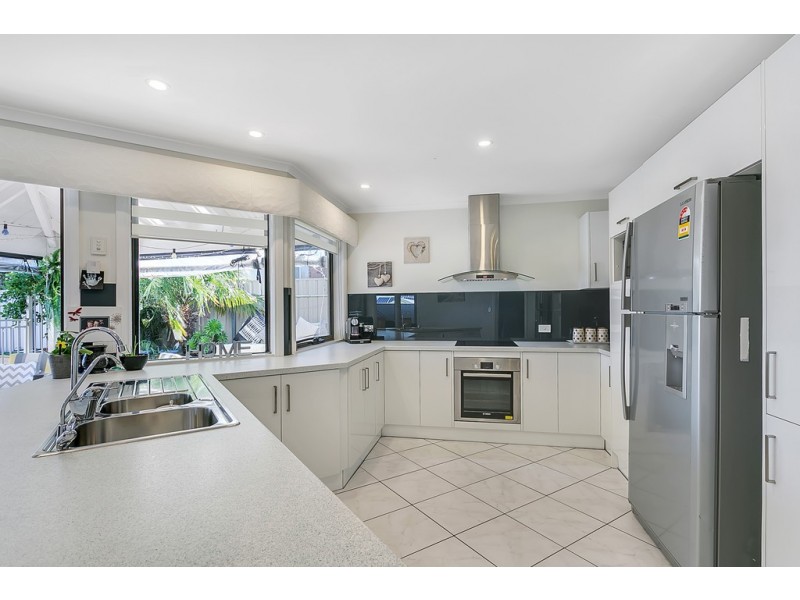 38 Grand Boulevard, Seaford Rise SA 5169