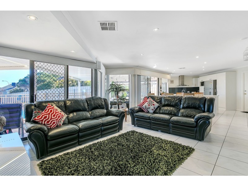 38 Grand Boulevard, Seaford Rise SA 5169