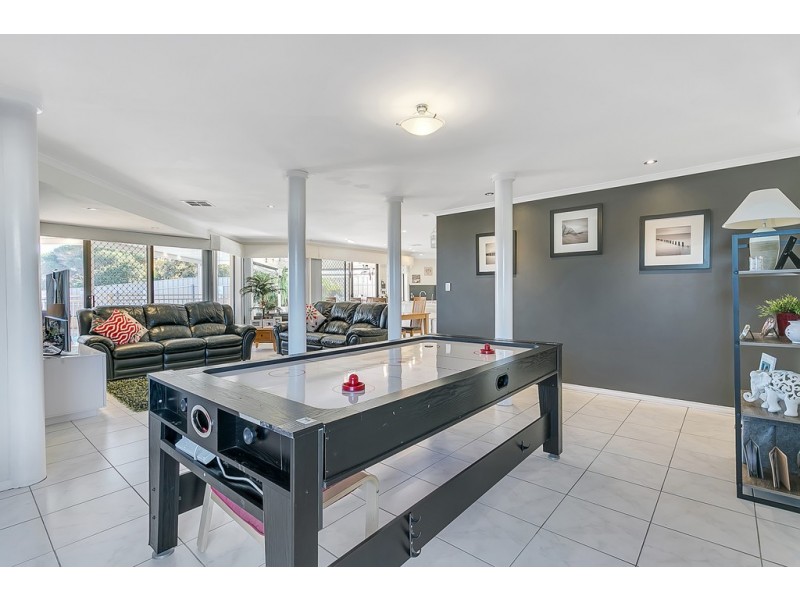 38 Grand Boulevard, Seaford Rise SA 5169