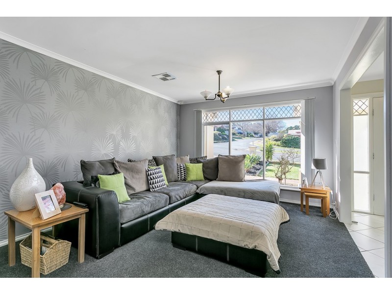 38 Grand Boulevard, Seaford Rise SA 5169