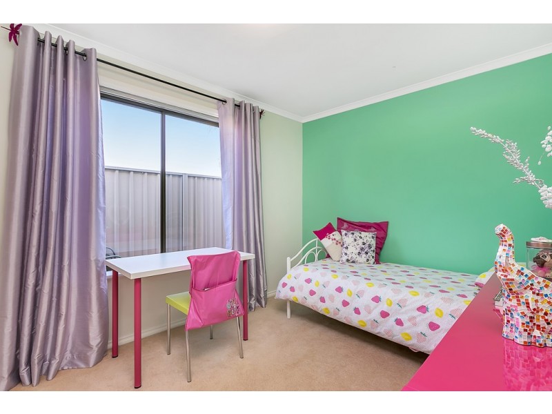 38 Grand Boulevard, Seaford Rise SA 5169