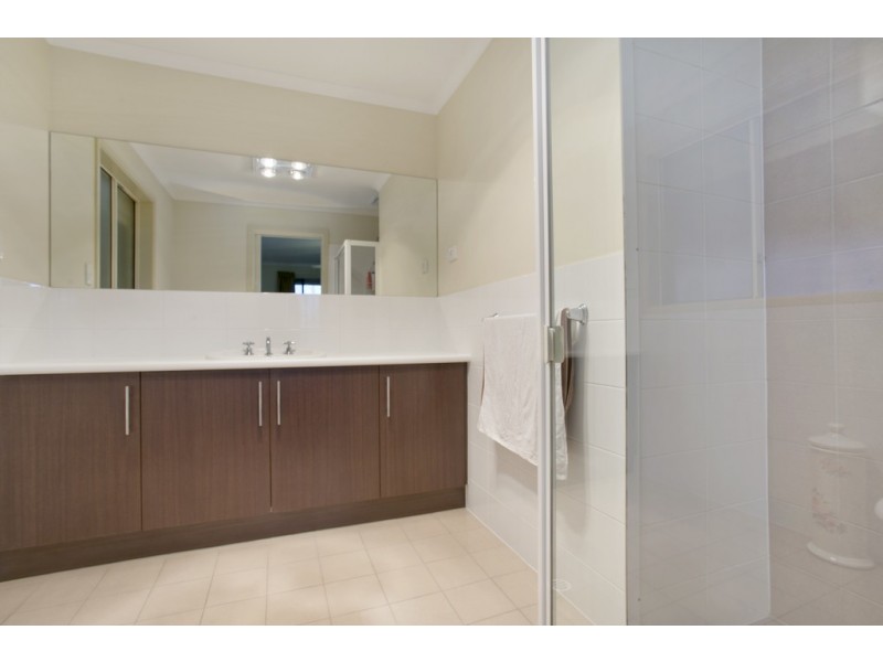 8 Kingston Circuit, Seaford Rise SA 5169