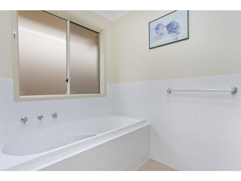 8 Kingston Circuit, Seaford Rise SA 5169