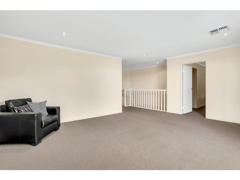 11 Esperance Boulevard, Seaford Rise SA 5169