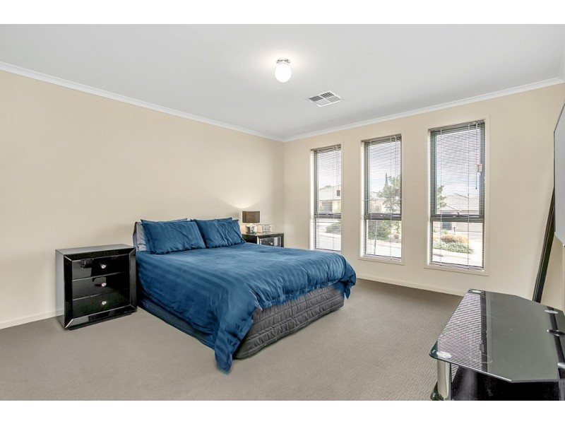 11 Esperance Boulevard, Seaford Rise SA 5169