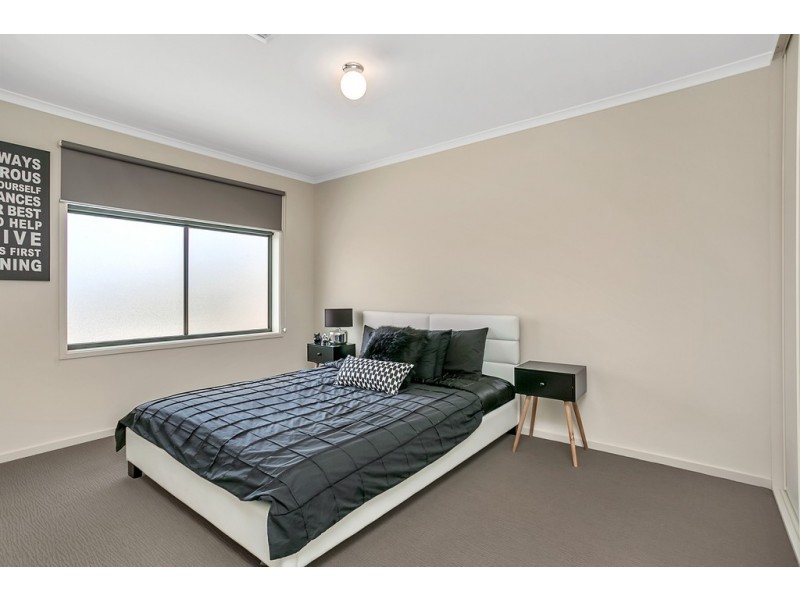 11 Esperance Boulevard, Seaford Rise SA 5169