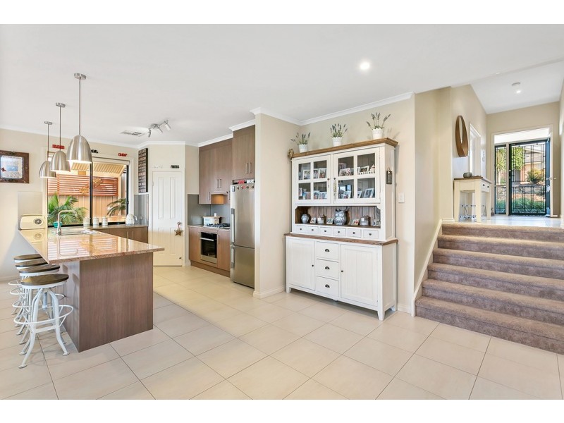 9 Noosa Court, Seaford Rise SA 5169