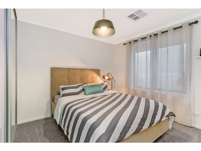 1 Manly Court, Seaford Rise SA 5169