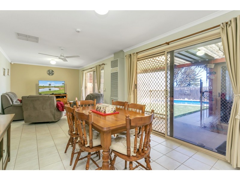 2 Heron Place, Seaford Rise SA 5169