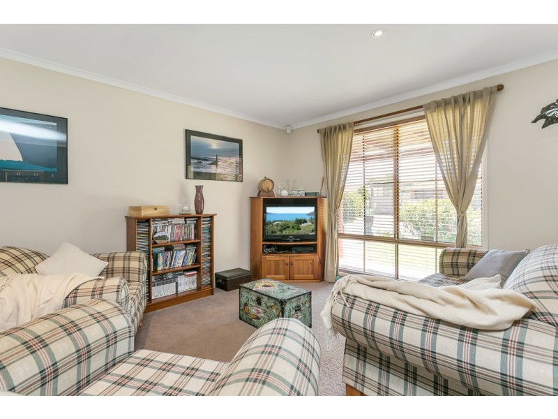 2 Heron Place, Seaford Rise SA 5169