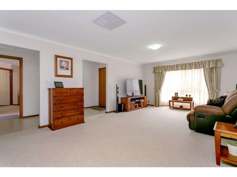 52 Lighthouse Terrace, Seaford Meadows SA 5169