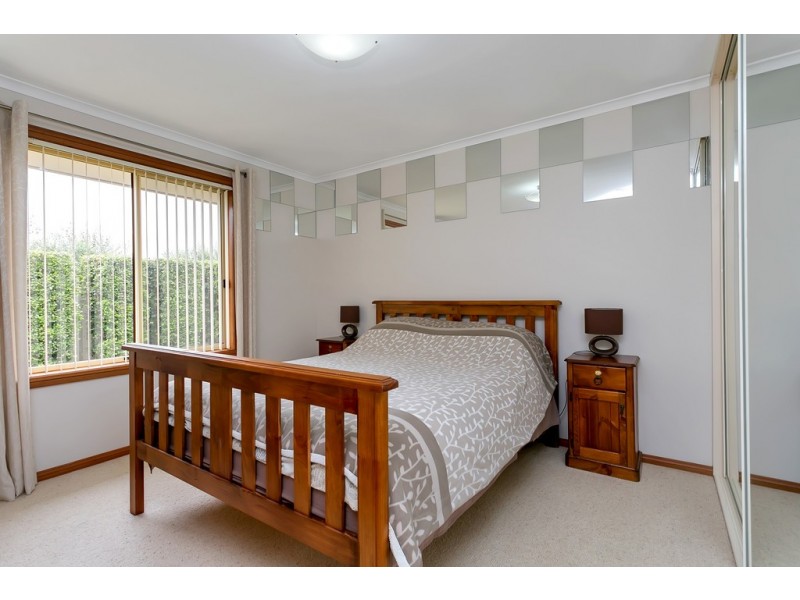 52 Lighthouse Terrace, Seaford Meadows SA 5169