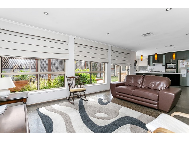 32 Albany Way, Seaford Rise SA 5169