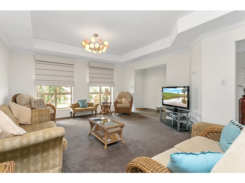 32 Albany Way, Seaford Rise SA 5169