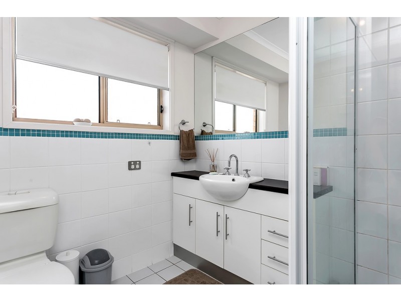 32 Albany Way, Seaford Rise SA 5169