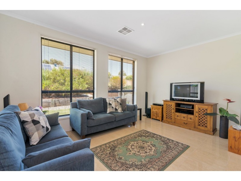 10 Sunday Boulevard, Aldinga Beach SA 5173