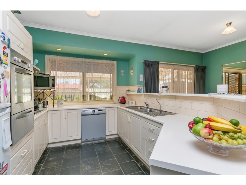 37 Cameron Road, Aldinga Beach SA 5173