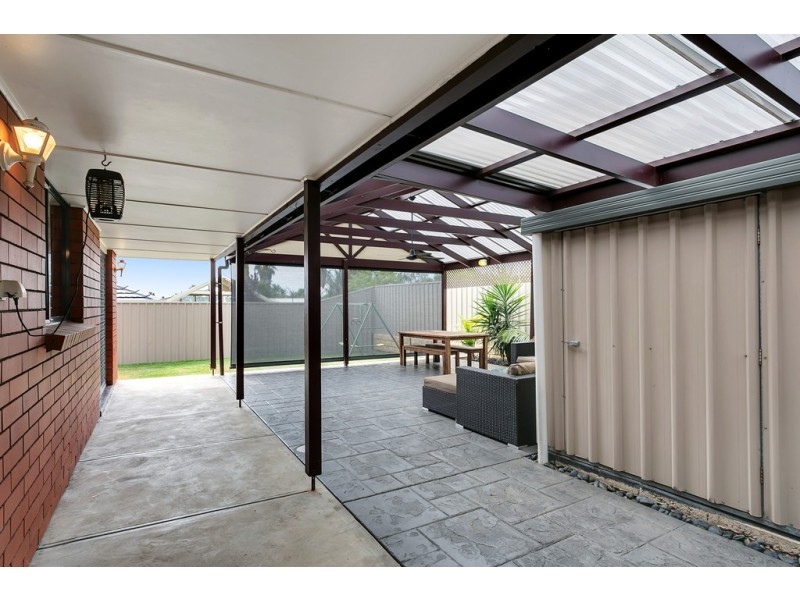 4 Mildara Close, Woodcroft SA 5162