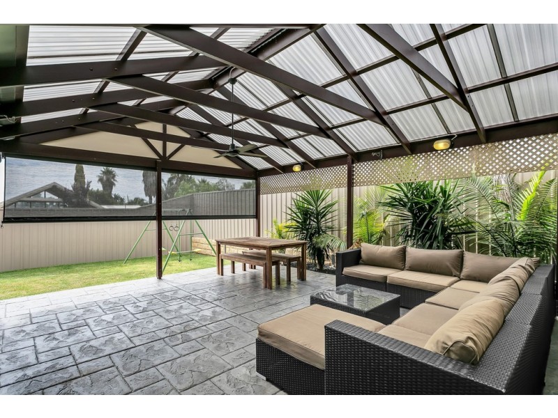 4 Mildara Close, Woodcroft SA 5162