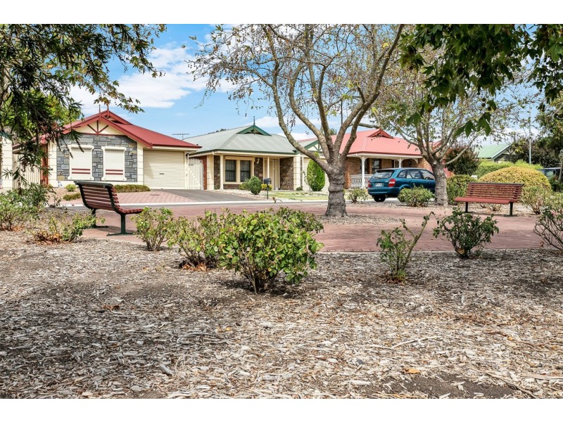 4 Mildara Close, Woodcroft SA 5162