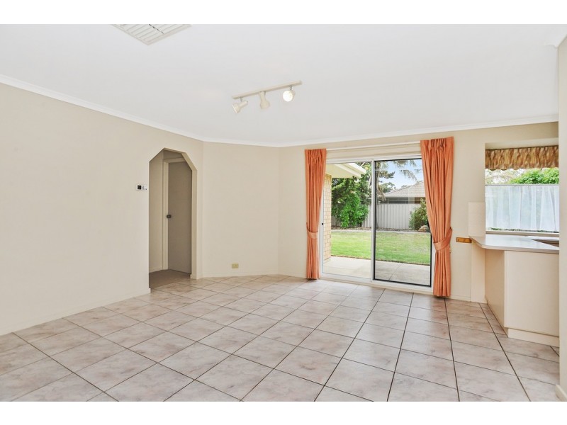 8 Sandpiper Avenue, Seaford Rise SA 5169