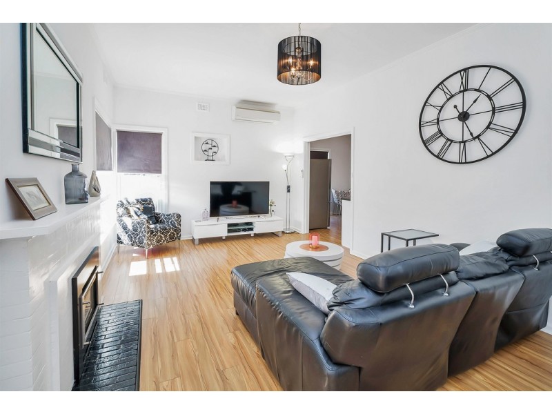 48a Wheatsheaf Road, Morphett Vale SA 5162