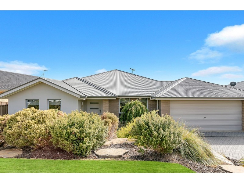 77 Esperance Boulevard, Seaford Rise SA 5169
