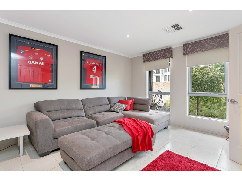 77 Esperance Boulevard, Seaford Rise SA 5169