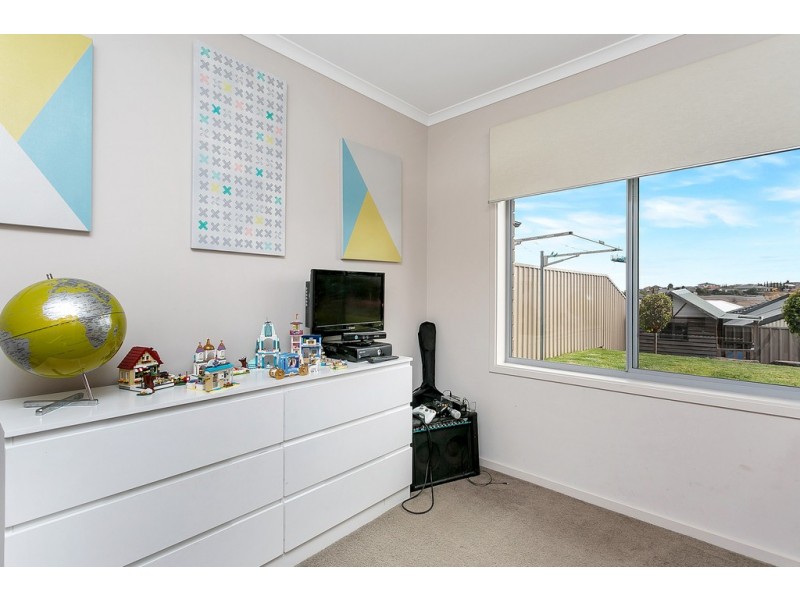 77 Esperance Boulevard, Seaford Rise SA 5169