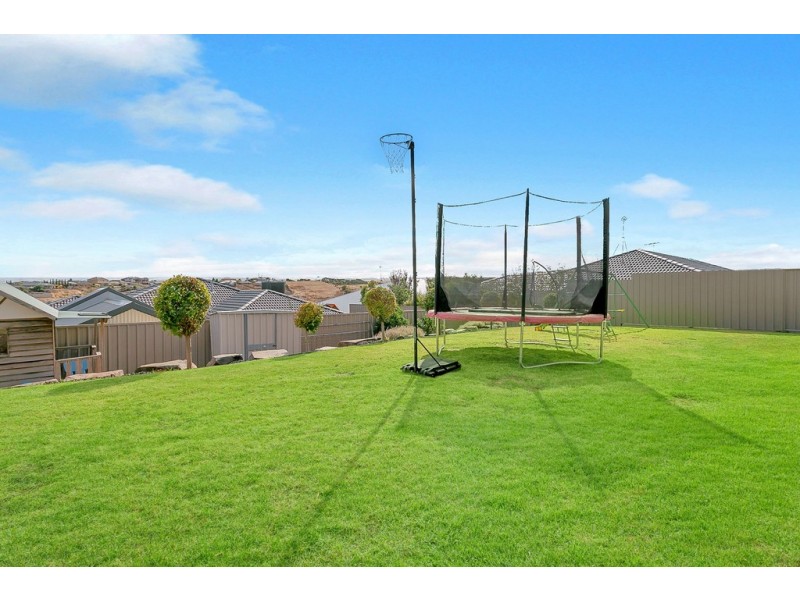 77 Esperance Boulevard, Seaford Rise SA 5169