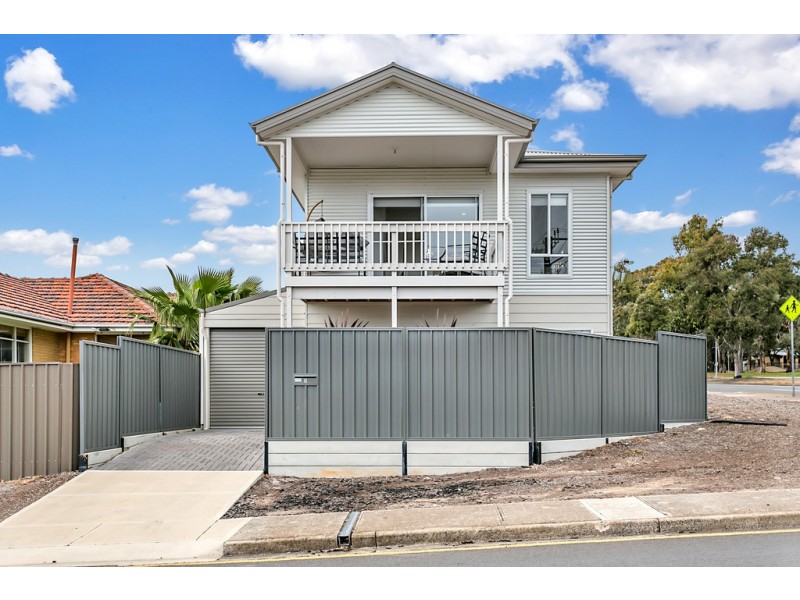 2 Salisbury Ave, Morphett Vale SA 5162