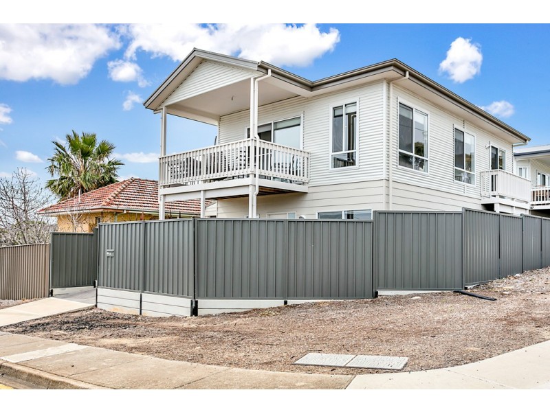 2 Salisbury Ave, Morphett Vale SA 5162