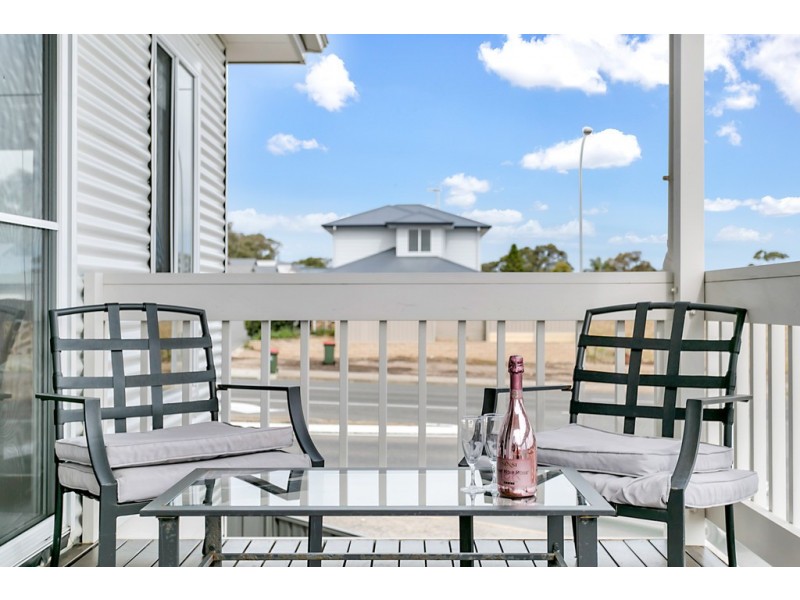 2 Salisbury Ave, Morphett Vale SA 5162