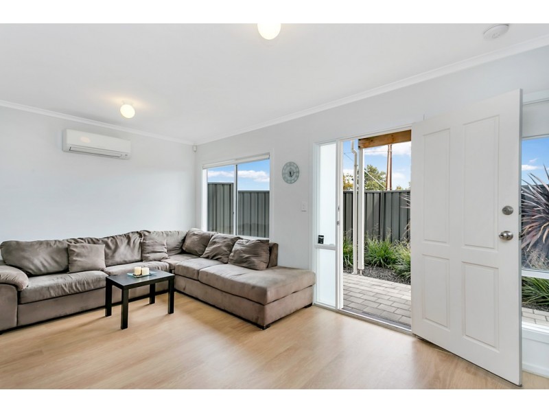 2 Salisbury Ave, Morphett Vale SA 5162