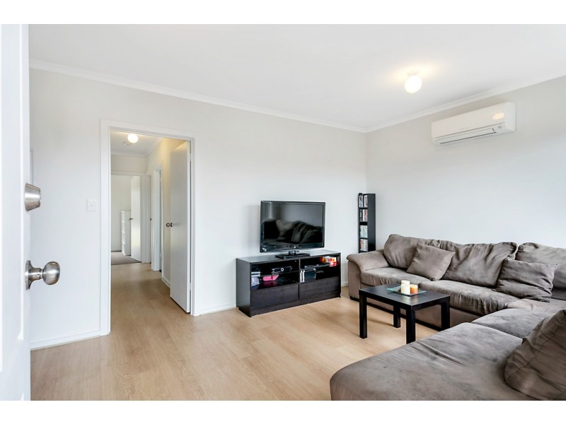 2 Salisbury Ave, Morphett Vale SA 5162