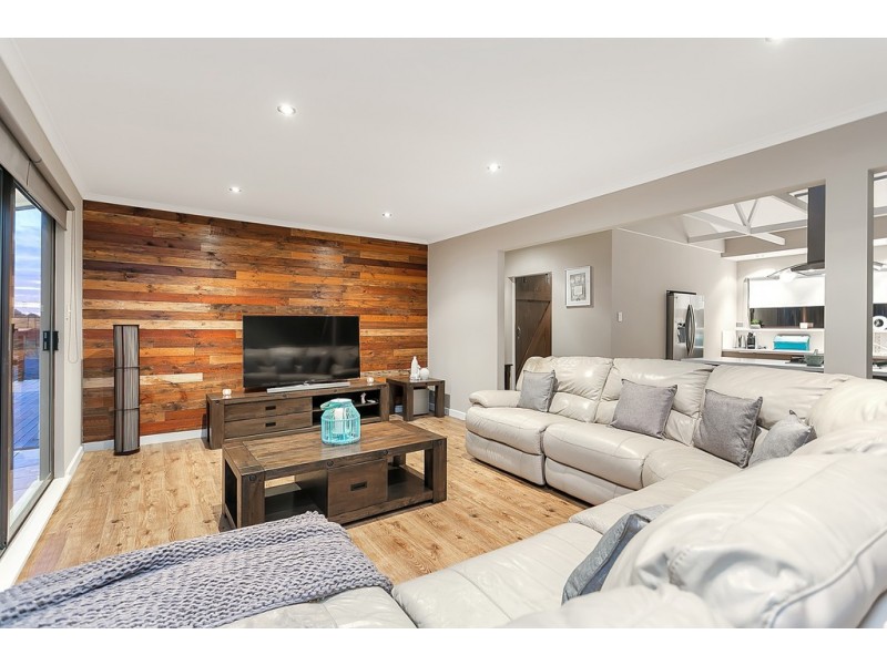 5 Tasman Court, Hackham SA 5163