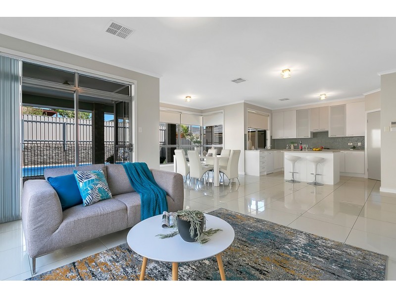8 Anglesea Lane, Seaford Rise SA 5169