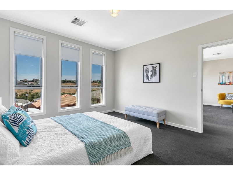 8 Anglesea Lane, Seaford Rise SA 5169