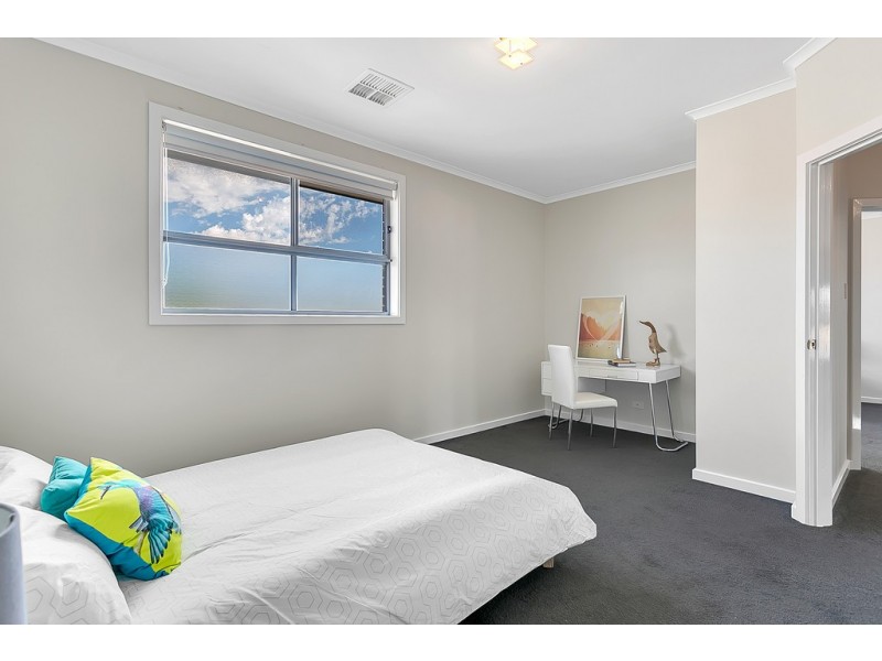 8 Anglesea Lane, Seaford Rise SA 5169