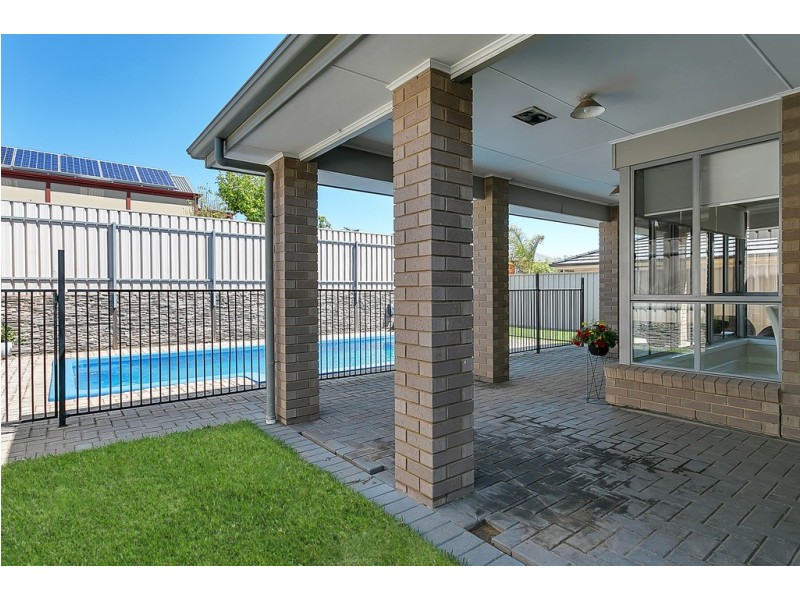 8 Anglesea Lane, Seaford Rise SA 5169