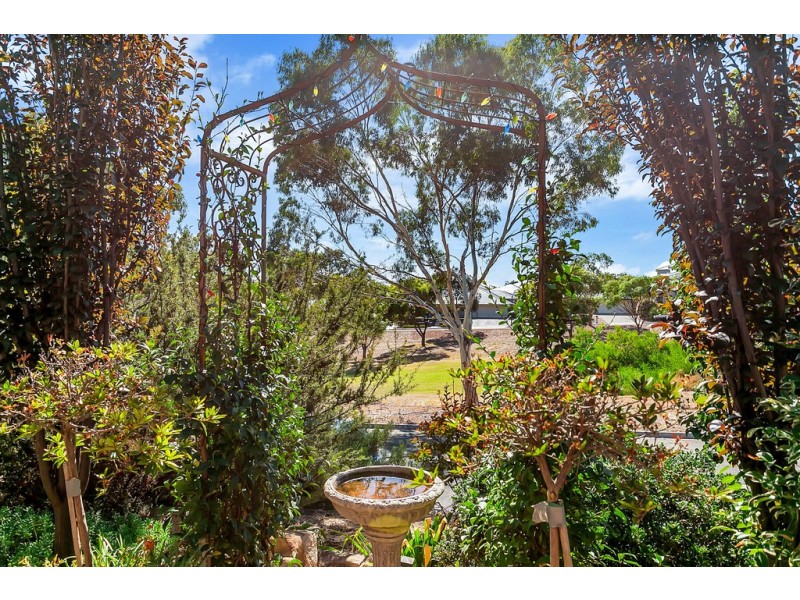 24 Edithburgh Avenue, Seaford Rise SA 5169