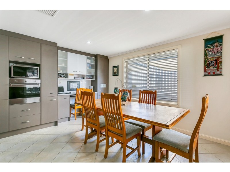 24 Edithburgh Avenue, Seaford Rise SA 5169