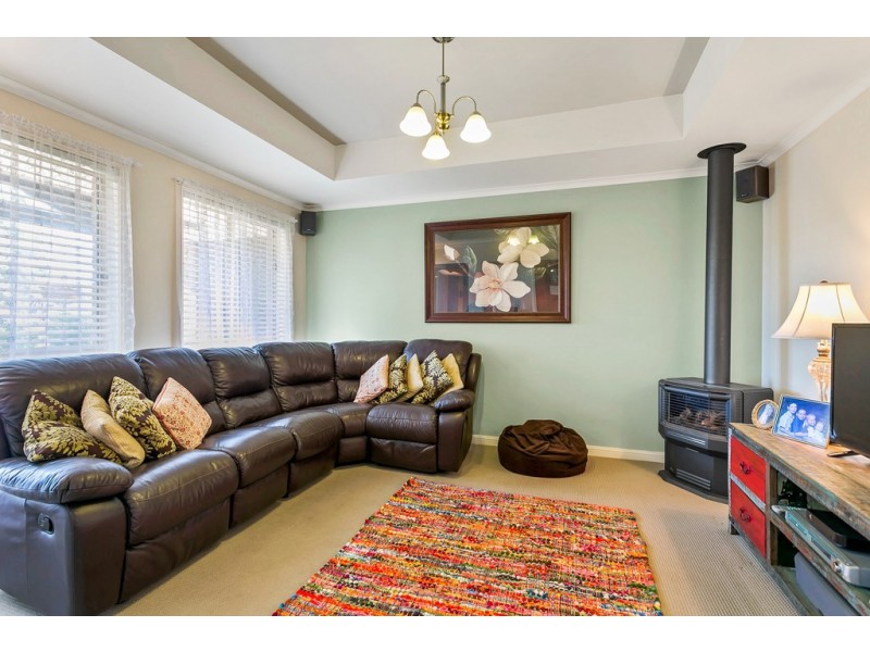 24 Edithburgh Avenue, Seaford Rise SA 5169