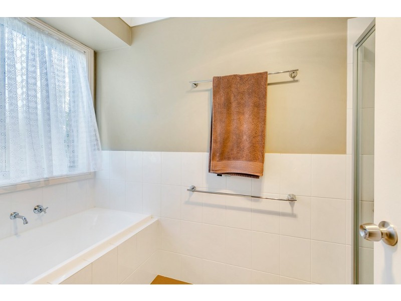 24 Edithburgh Avenue, Seaford Rise SA 5169