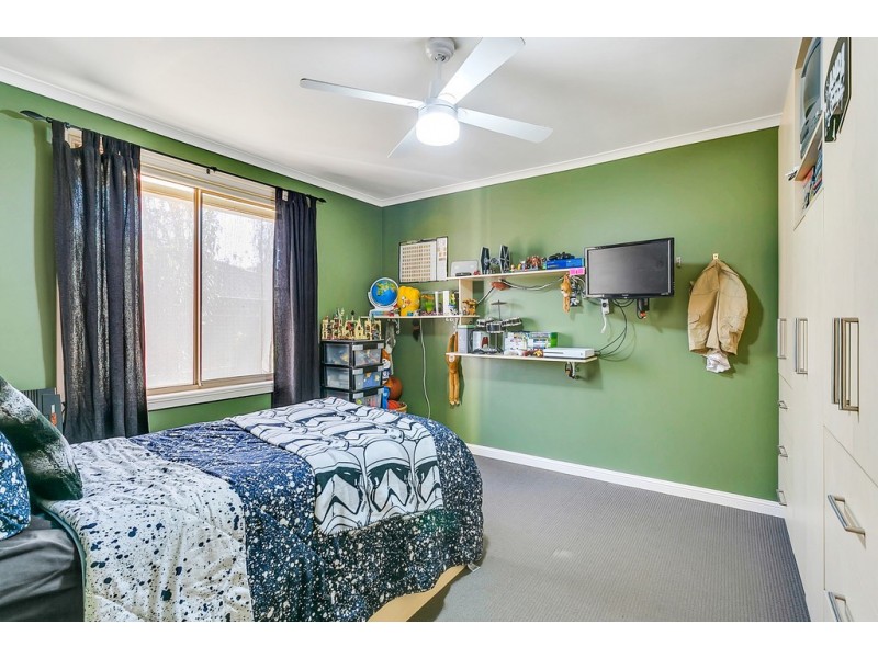 24 Edithburgh Avenue, Seaford Rise SA 5169