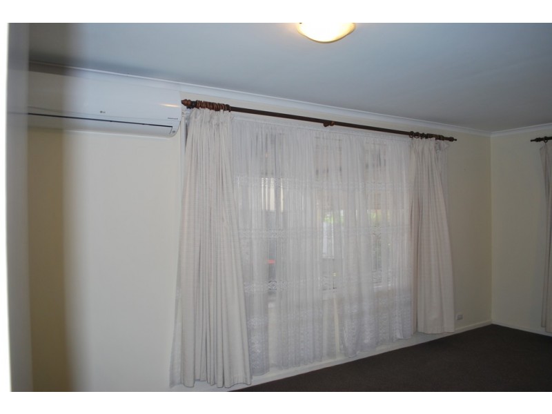 10 Greenloop Crescent, Huntfield Heights SA 5163