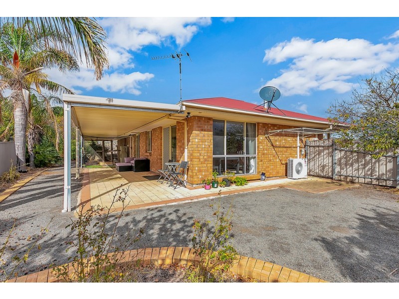 12 Paignton Close, Moana SA 5169