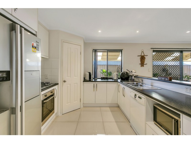 65 Esperance Boulevard, Seaford Rise SA 5169
