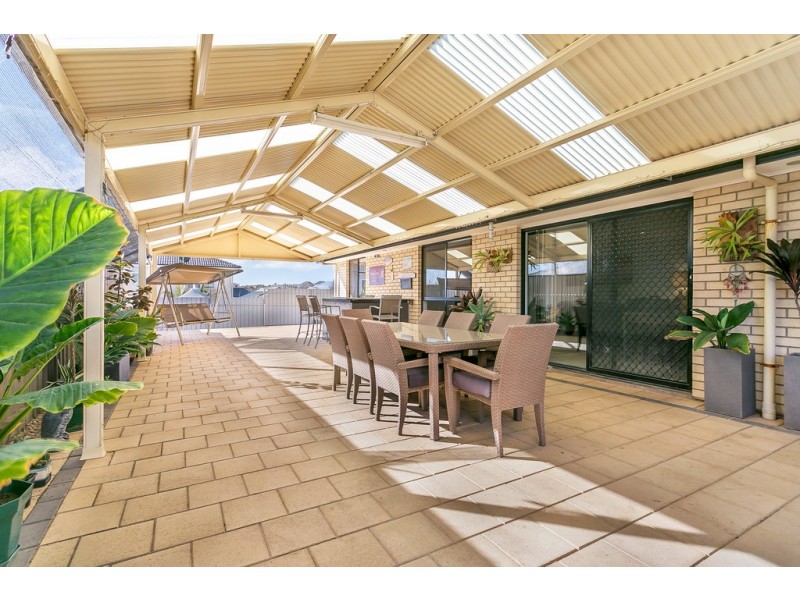 65 Esperance Boulevard, Seaford Rise SA 5169